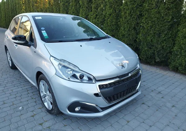 wielkopolskie Peugeot 208 cena 18500 przebieg: 96347, rok produkcji 2016 z Izbica Kujawska